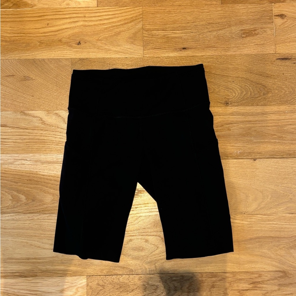 Lululemon black swift speed shorts